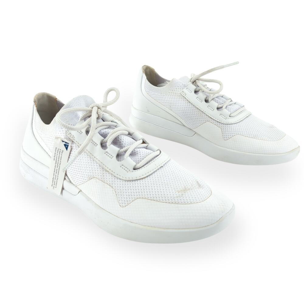Under Armour Women 7 Runaway 2.0 Shoes White Leather Running 3020997NEW FLAW